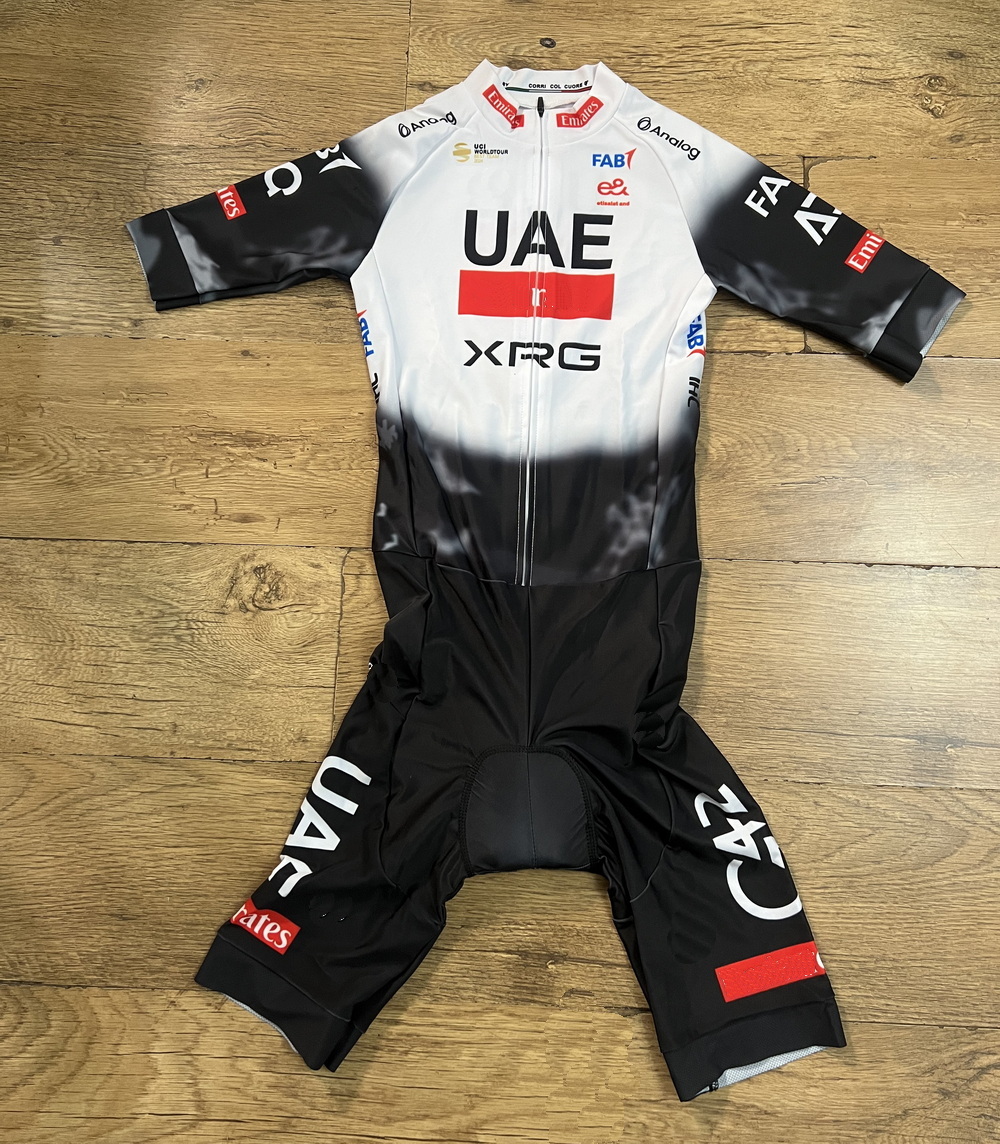 レーザーカット スキンスーツ 2025 2026 UAE X - Cycling Gear Material のレビューと価格